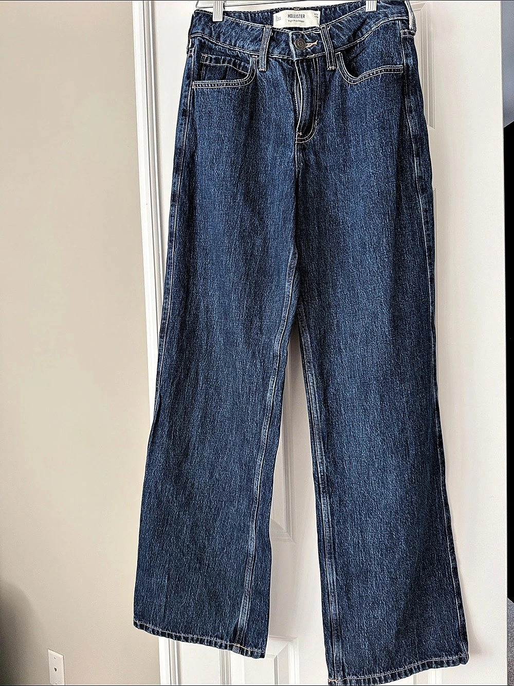 Hollister High-Rise Baggy Jeans Wide Leg Jeans Blue Size 2 Long